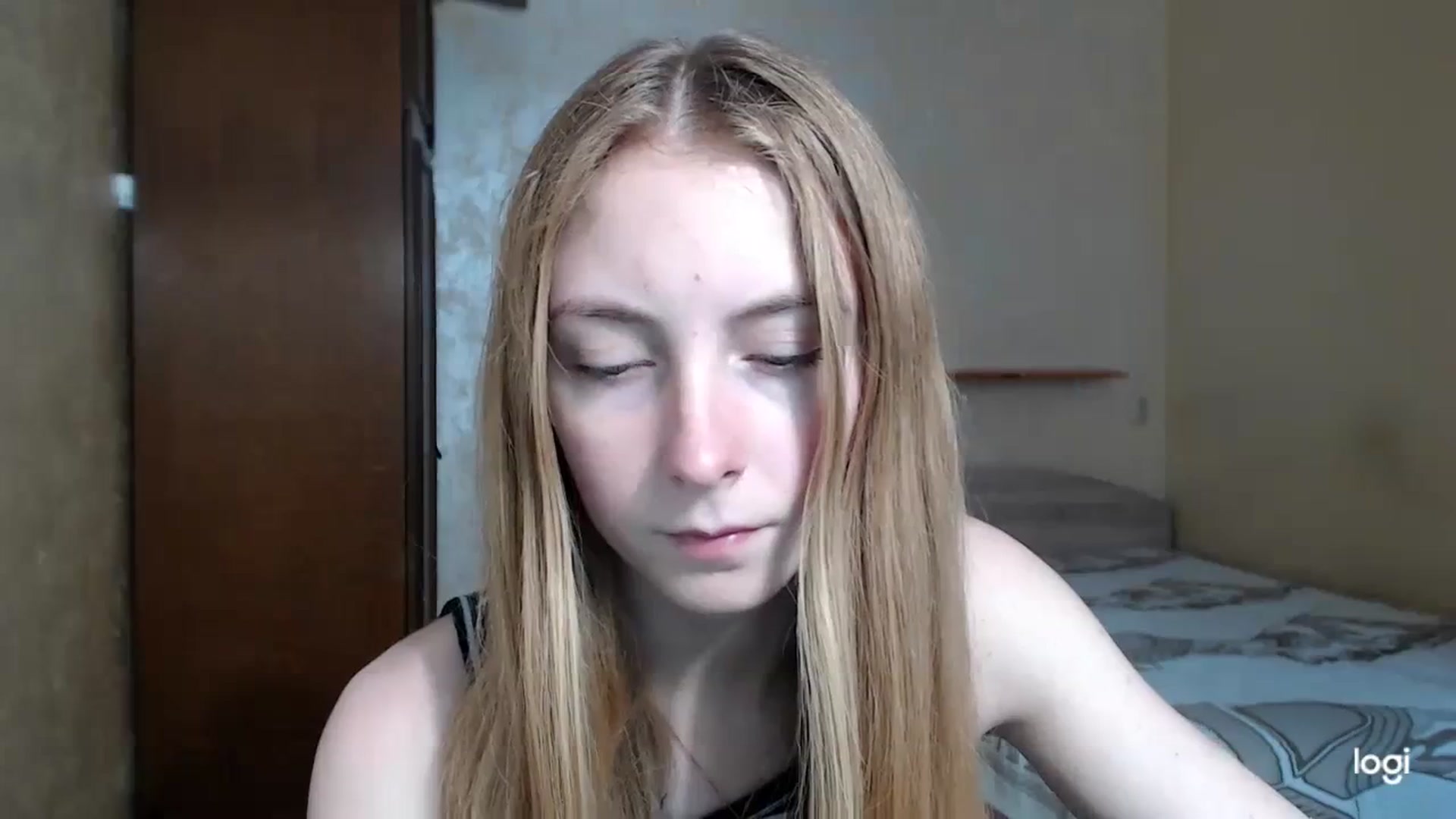 Gallery image thumbnail from LilCutie's myfreecams stream on, 11/30/2023, 12:52 image 9 of 20