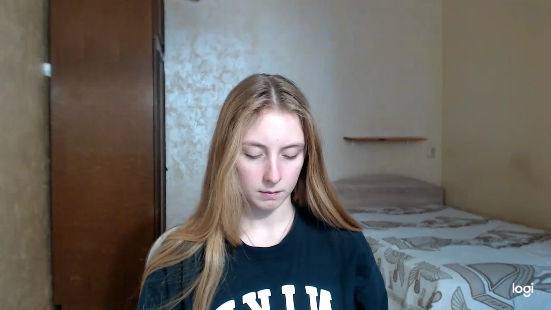 Gallery image thumbnail from LilCutie's myfreecams stream on, 11/30/2023, 12:52 image 19 of 20