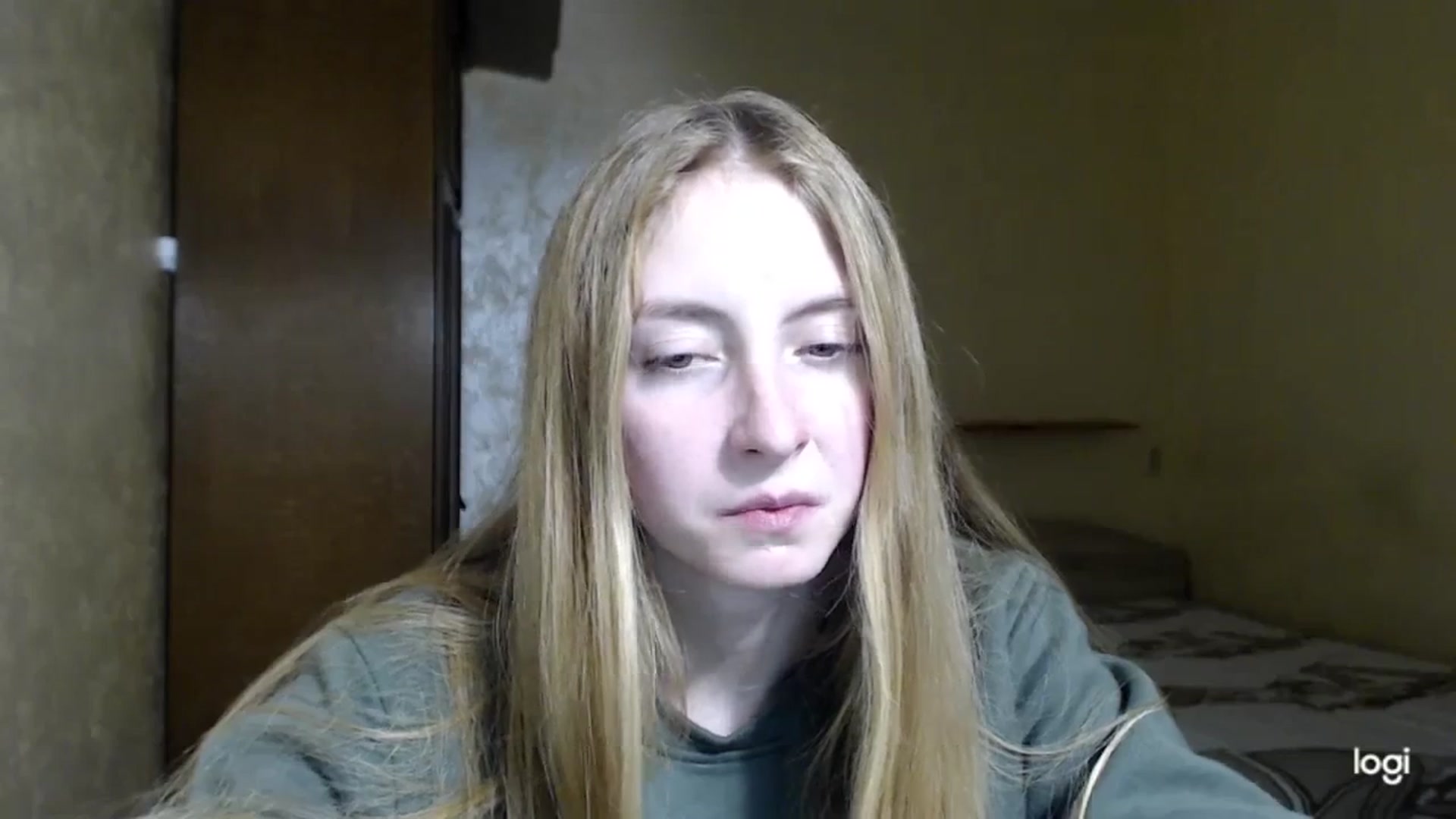 Gallery image thumbnail from LilCutie's myfreecams stream on, 12/01/2023, 15:33 image 19 of 20