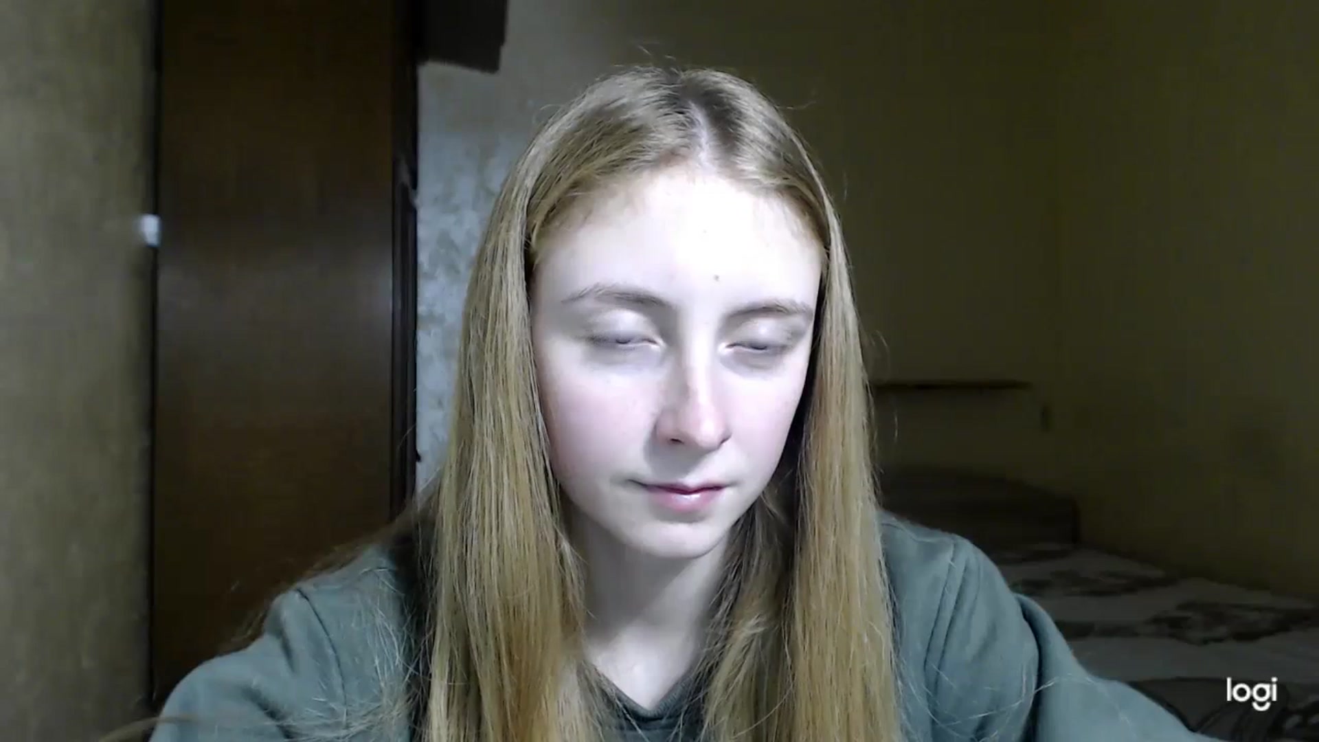 Gallery image thumbnail from LilCutie's myfreecams stream on, 12/01/2023, 15:33 image 5 of 20