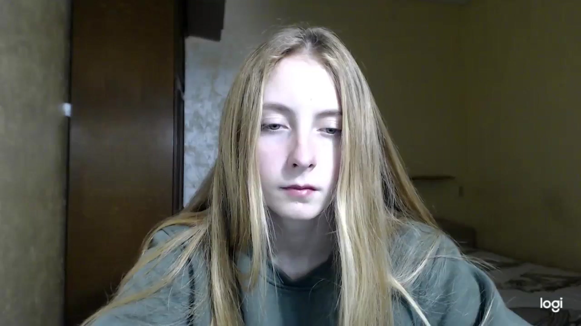 Gallery image thumbnail from LilCutie's myfreecams stream on, 12/01/2023, 17:17 image 1 of 20