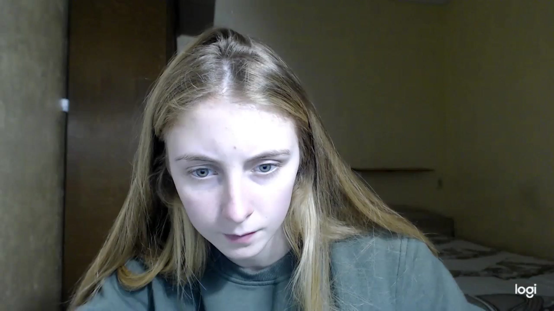 Gallery image thumbnail from LilCutie's myfreecams stream on, 12/01/2023, 17:17 image 15 of 20