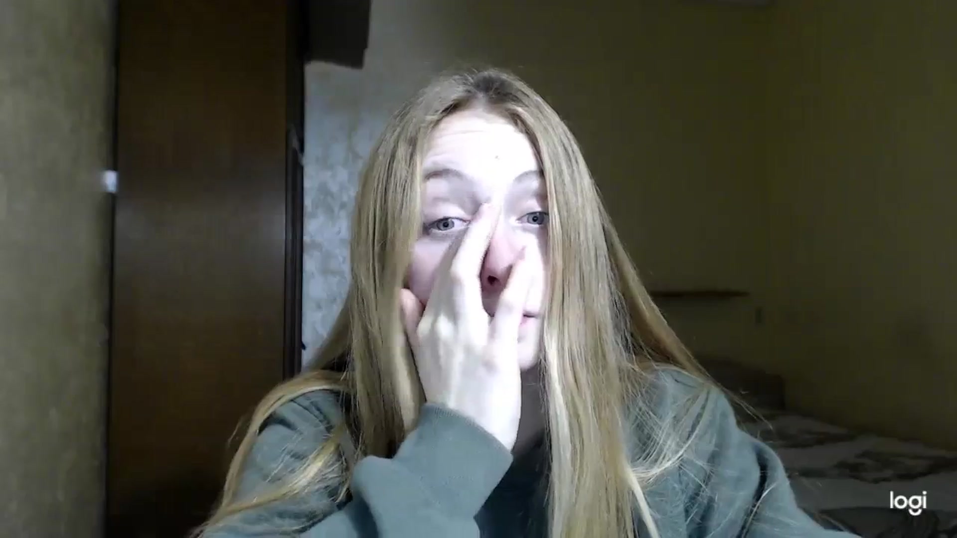 Gallery image thumbnail from LilCutie's myfreecams stream on, 12/01/2023, 17:17 image 4 of 20