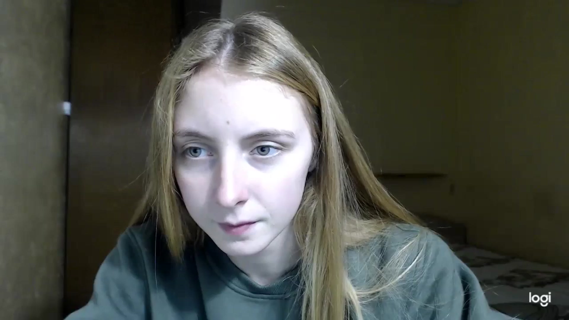 Gallery image thumbnail from LilCutie's myfreecams stream on, 12/01/2023, 17:17 image 7 of 20