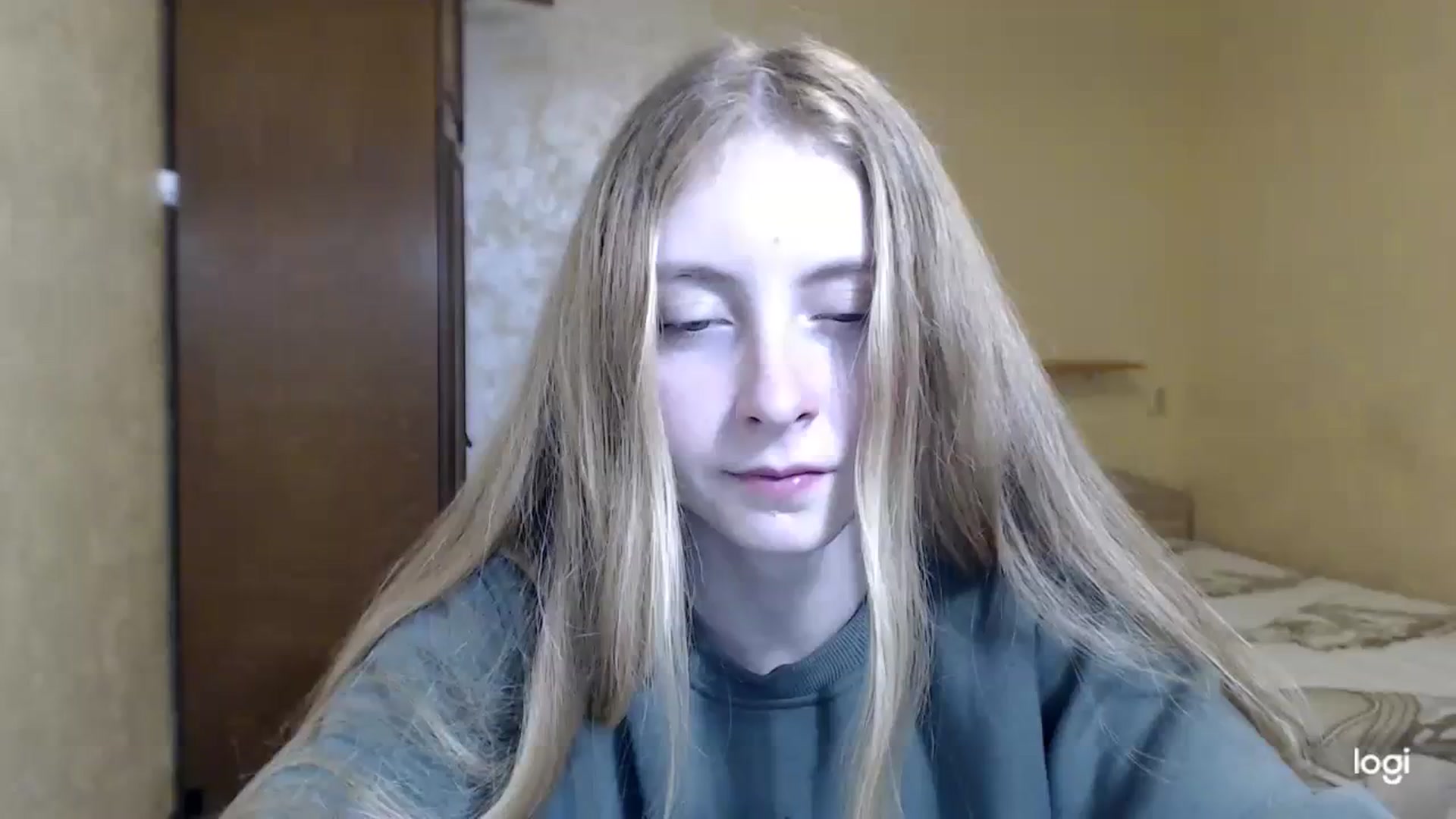 Gallery image thumbnail from LilCutie's myfreecams stream on, 12/02/2023, 18:20 image 17 of 20