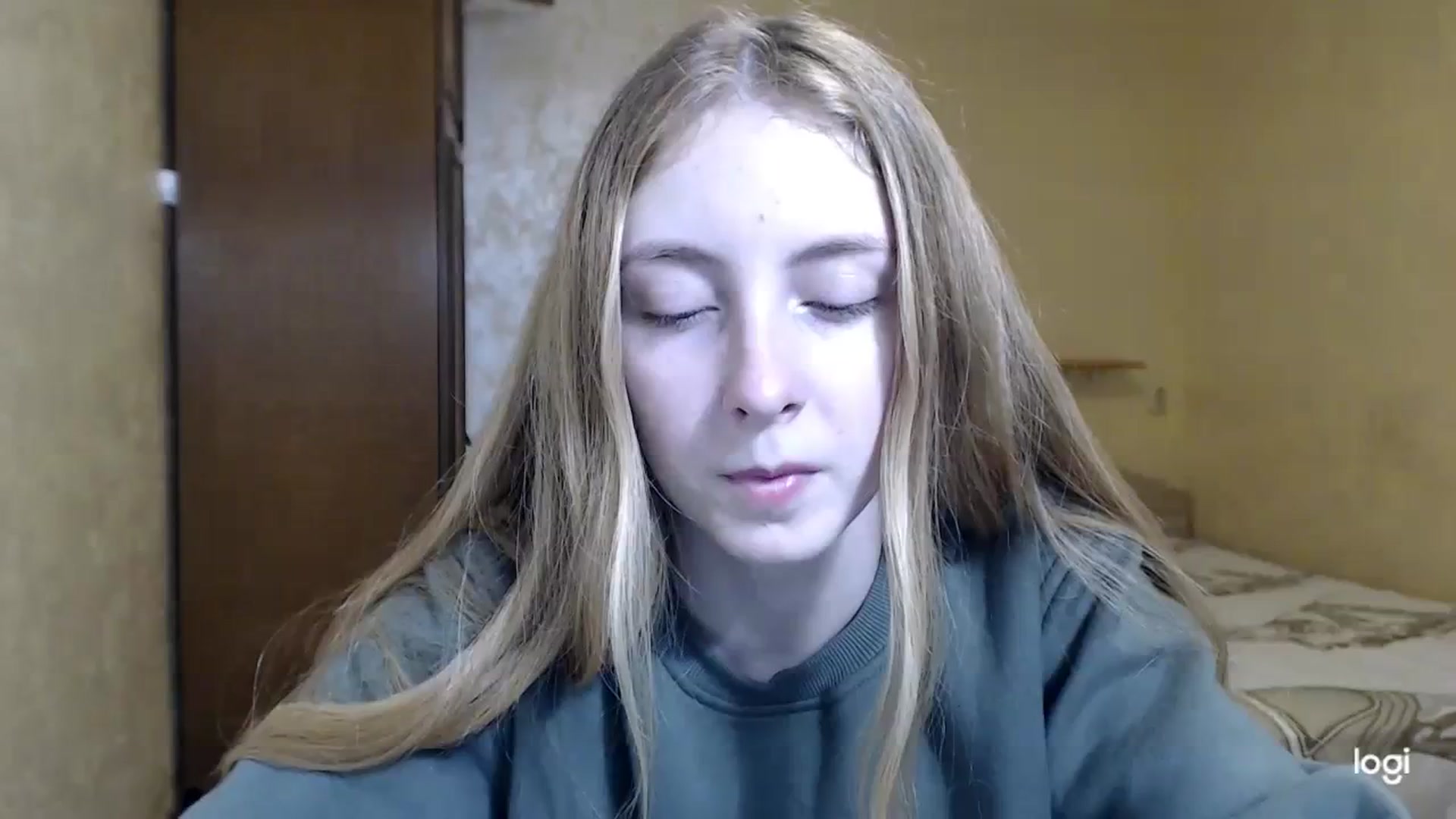 Gallery image thumbnail from LilCutie's myfreecams stream on, 12/02/2023, 18:20 image 1 of 20