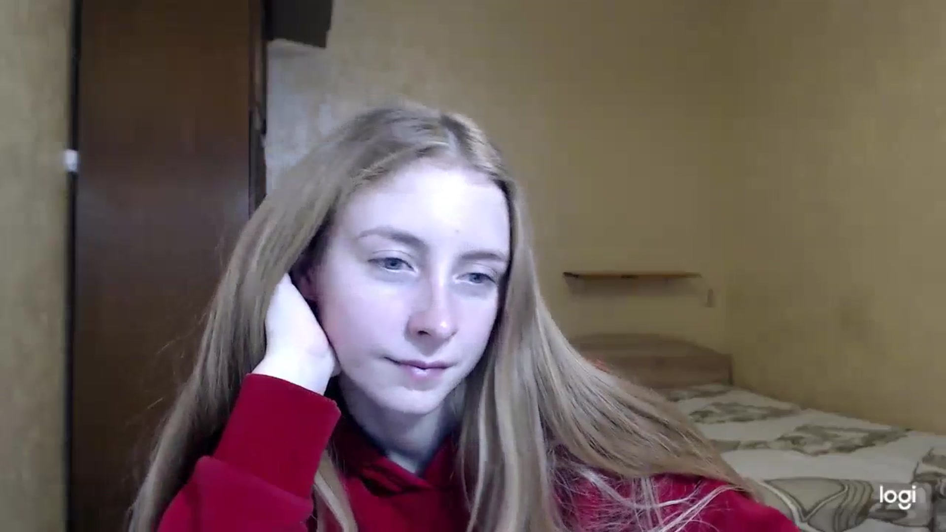 Gallery image thumbnail from LilCutie's myfreecams stream on, 12/03/2023, 15:12 image 19 of 20