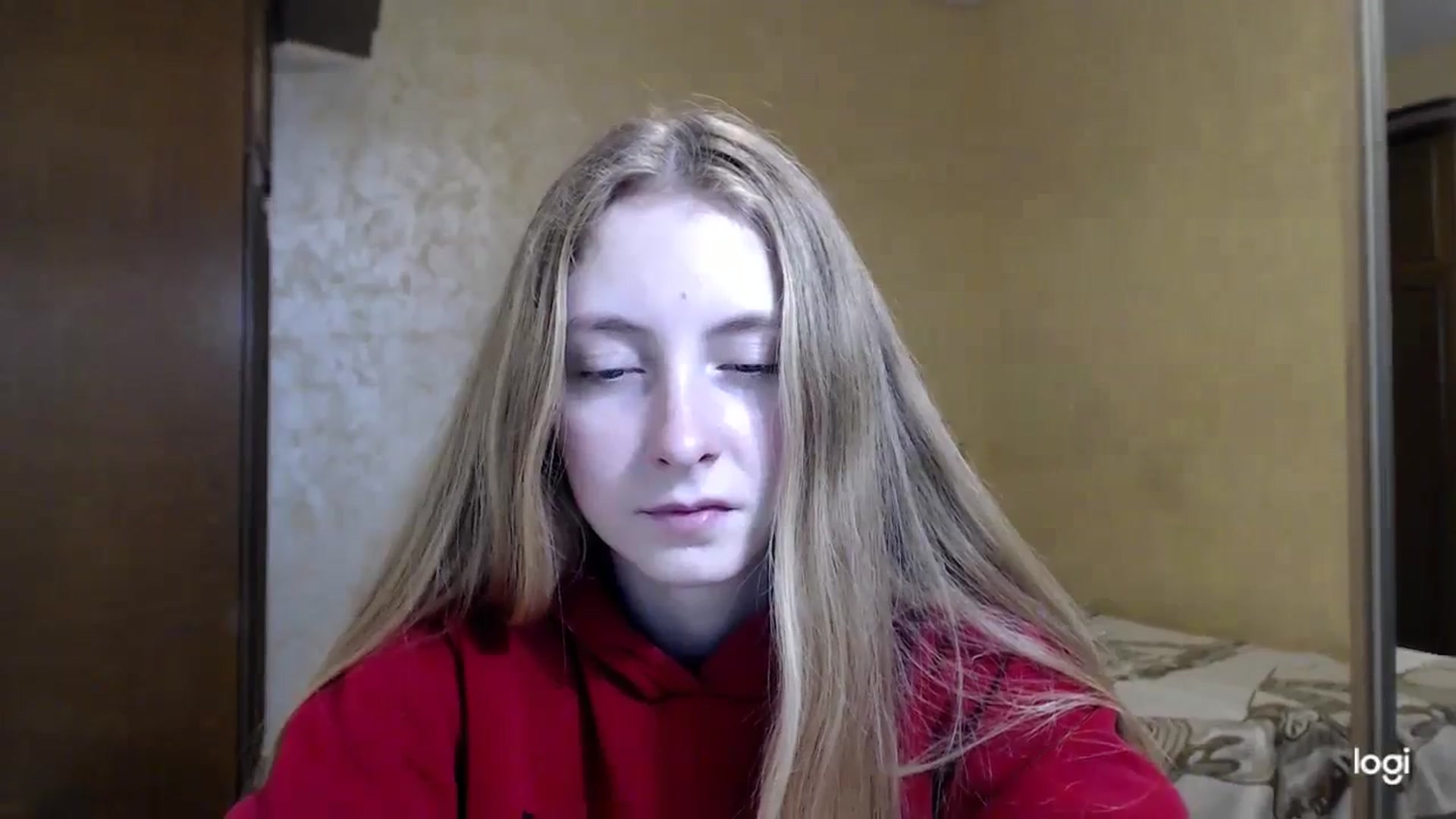 Gallery image thumbnail from LilCutie's myfreecams stream on, 12/03/2023, 17:29 image 17 of 20