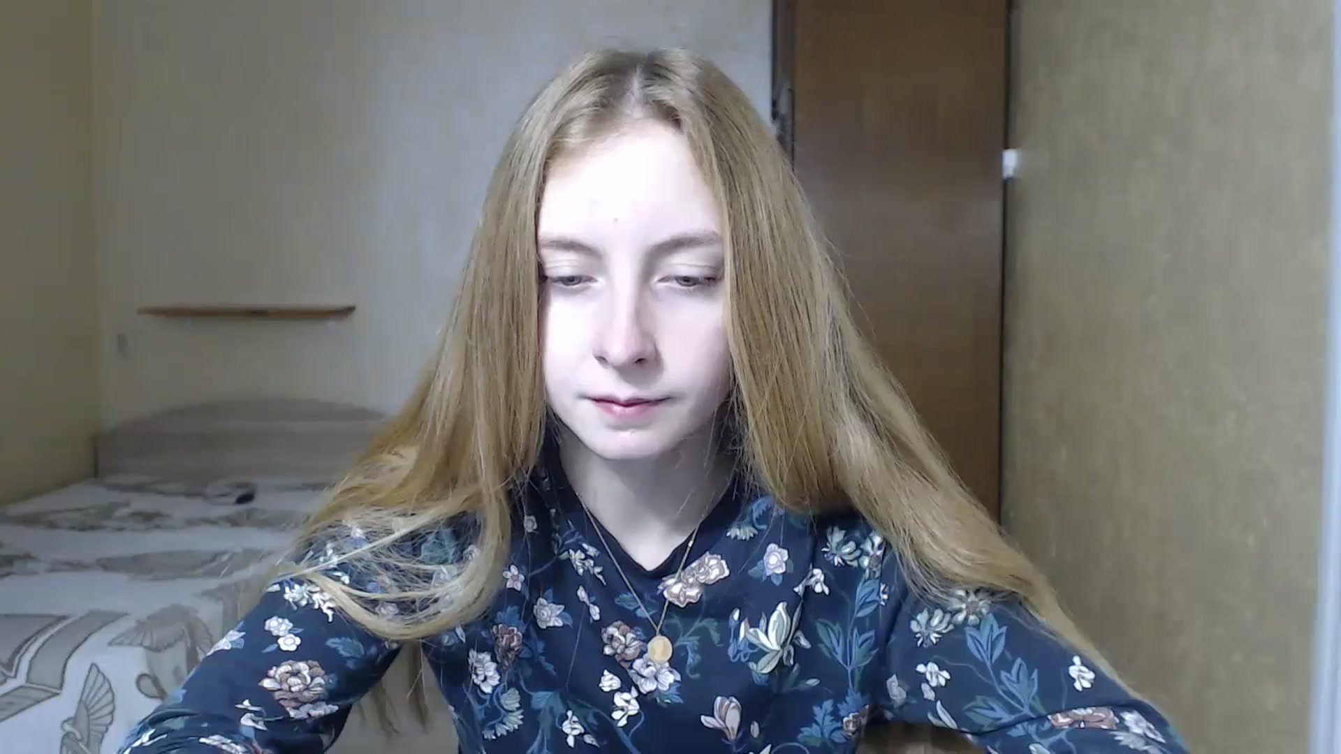 Gallery image thumbnail from LilCutie's myfreecams stream on, 12/05/2023, 08:53 image 14 of 20