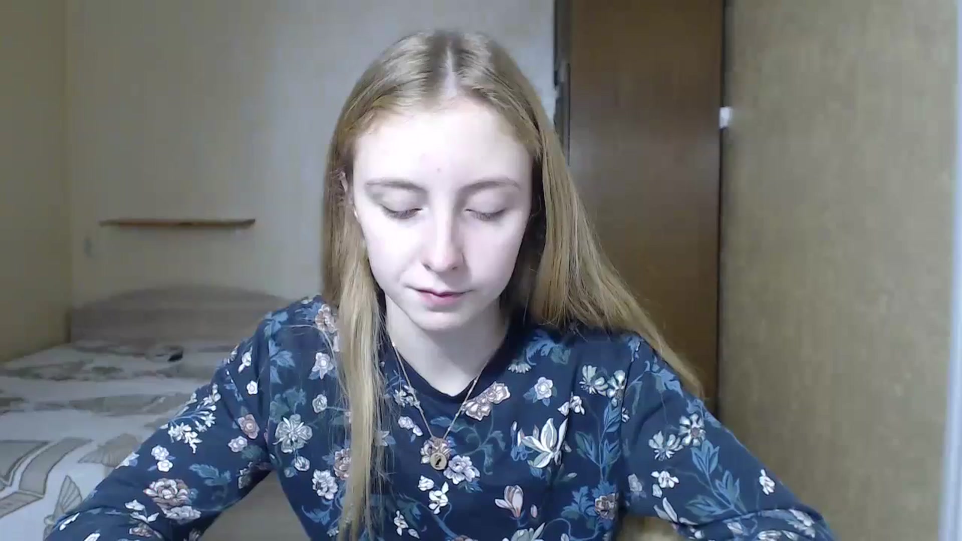 Gallery image thumbnail from LilCutie's myfreecams stream on, 12/05/2023, 09:31 image 12 of 20