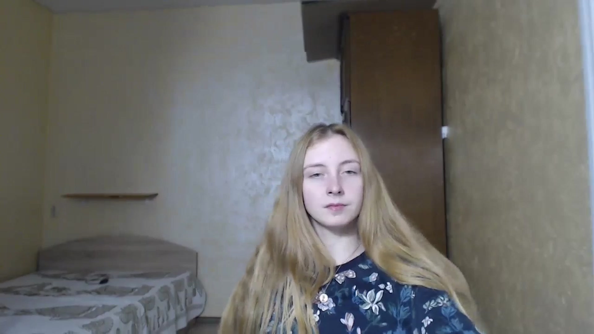 Gallery image thumbnail from LilCutie's myfreecams stream on, 12/05/2023, 11:39 image 11 of 20