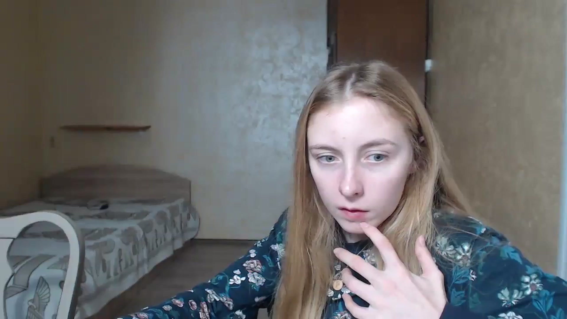 Gallery image thumbnail from LilCutie's myfreecams stream on, 12/05/2023, 11:39 image 18 of 20