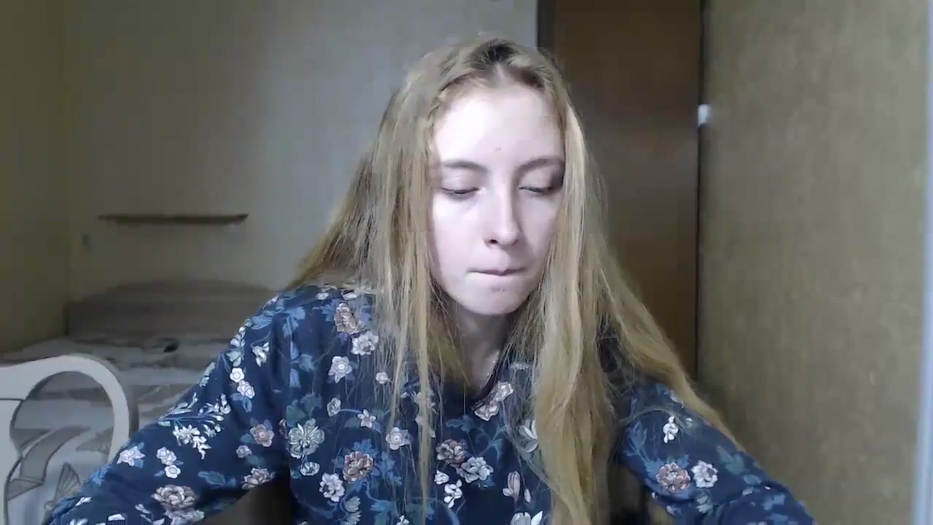 Gallery image thumbnail from LilCutie's myfreecams stream on, 12/05/2023, 12:16 image 18 of 20