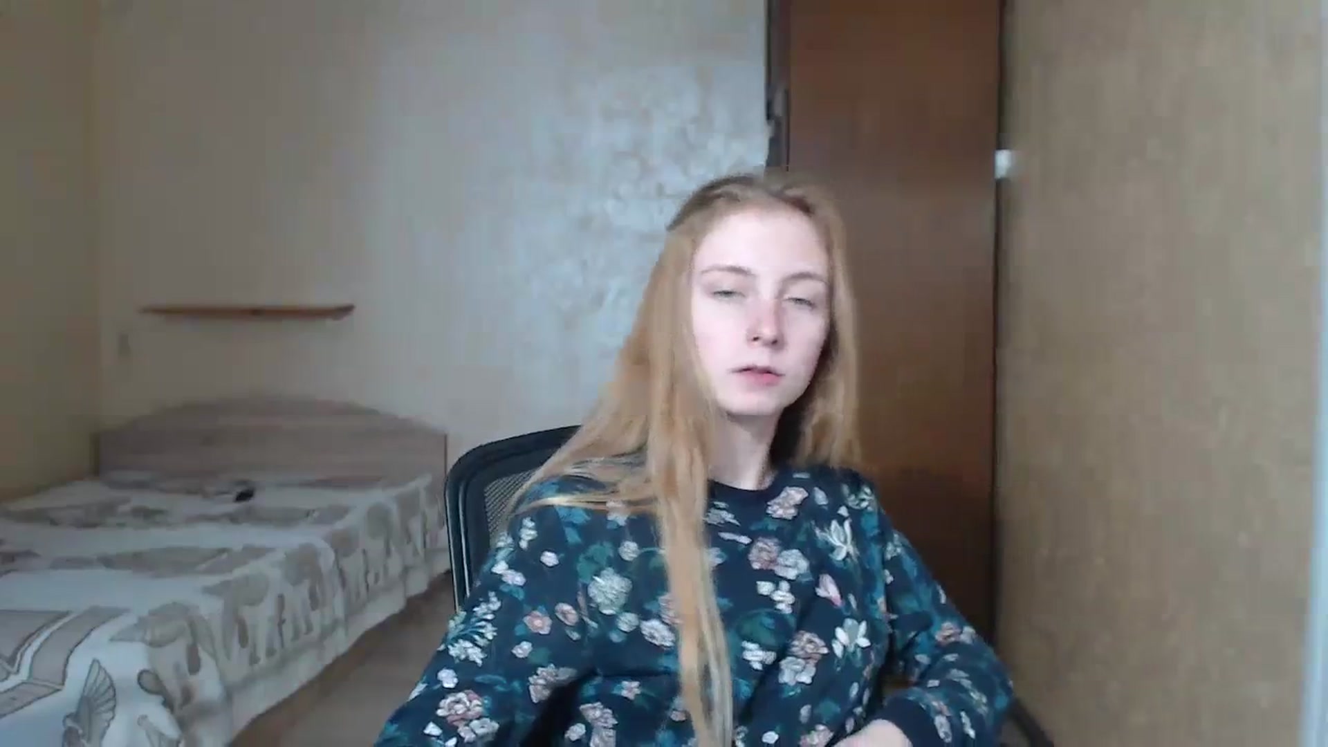 Gallery image thumbnail from LilCutie's myfreecams stream on, 12/05/2023, 12:35 image 10 of 20