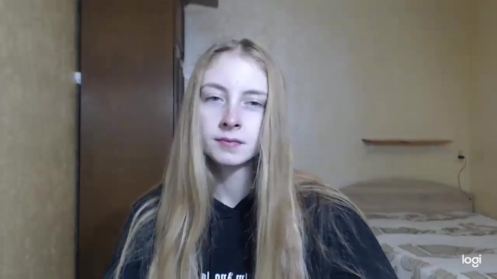Gallery image thumbnail from LilCutie's myfreecams stream on, 12/07/2023, 13:37 image 4 of 20