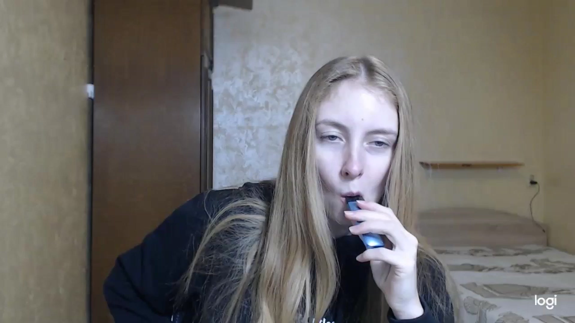 Gallery image thumbnail from LilCutie's myfreecams stream on, 12/07/2023, 13:37 image 1 of 20