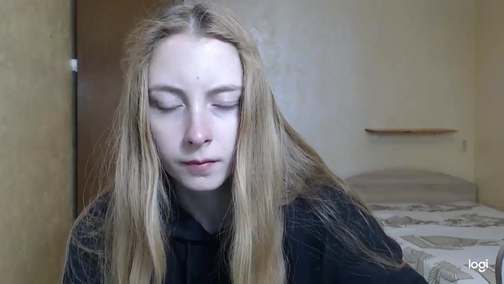 Gallery image thumbnail from LilCutie's myfreecams stream on, 12/08/2023, 09:05 image 2 of 20