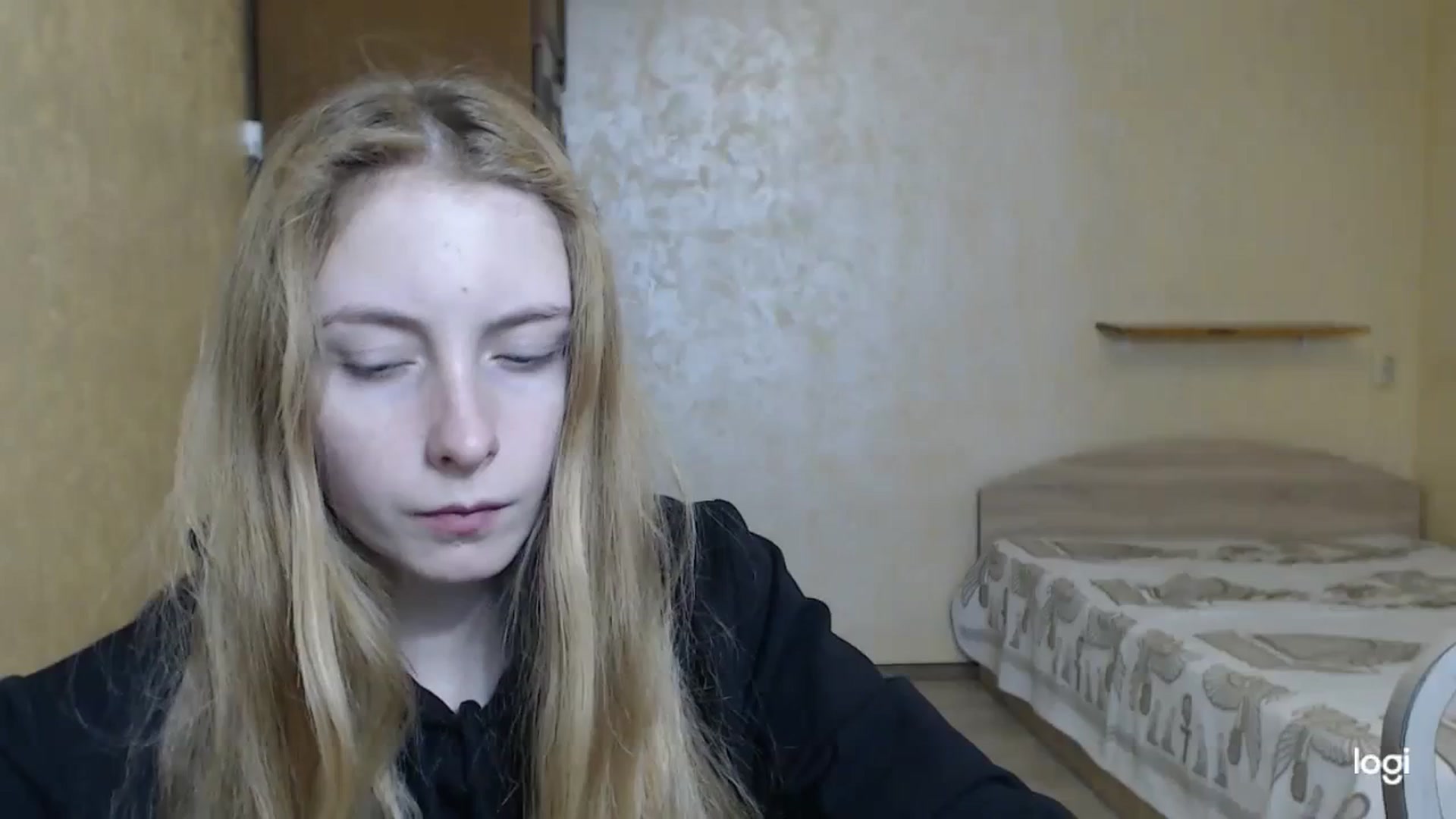 Gallery image thumbnail from LilCutie's myfreecams stream on, 12/08/2023, 11:23 image 16 of 20