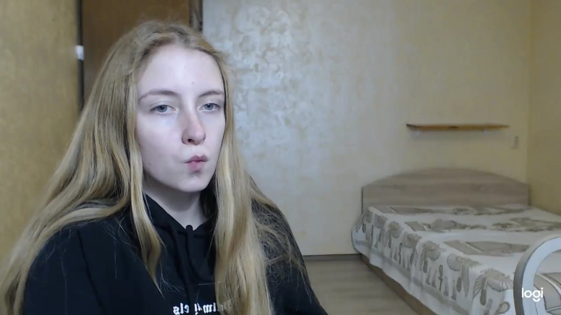 Gallery image thumbnail from LilCutie's myfreecams stream on, 12/08/2023, 11:23 image 2 of 20