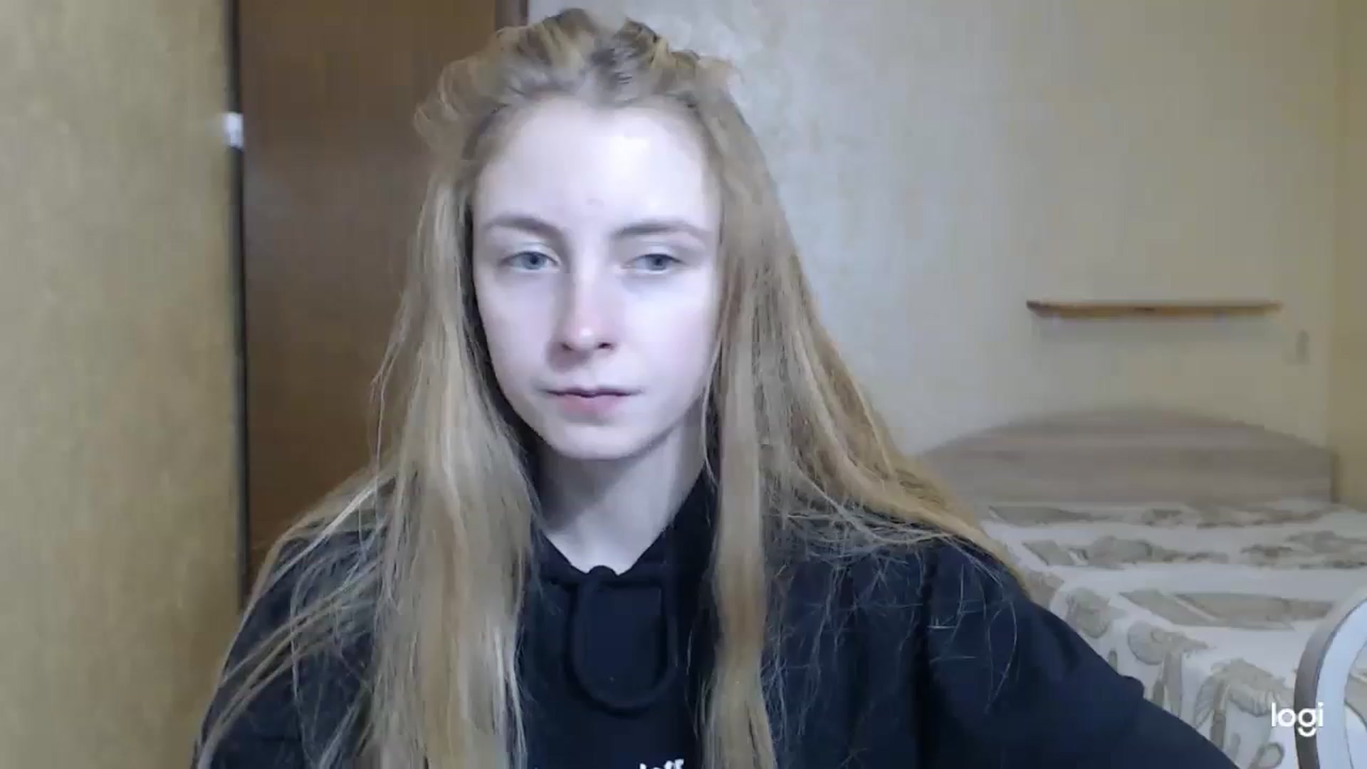 Gallery image thumbnail from LilCutie's myfreecams stream on, 12/08/2023, 12:03 image 8 of 20