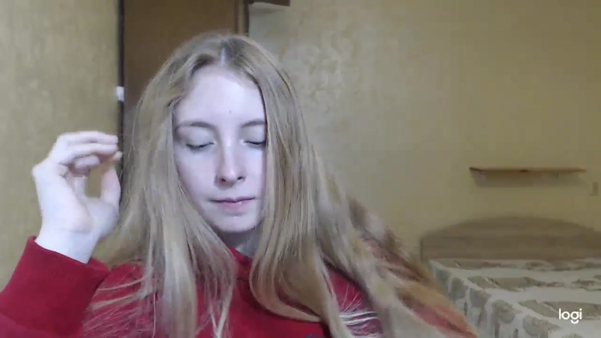 Gallery image thumbnail from LilCutie's myfreecams stream on, 12/09/2023, 15:22 image 13 of 20