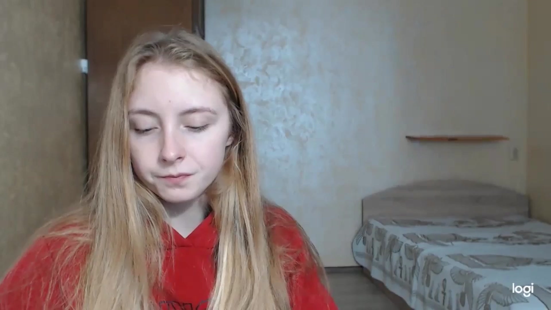 Gallery image thumbnail from LilCutie's myfreecams stream on, 12/11/2023, 10:24 image 19 of 20
