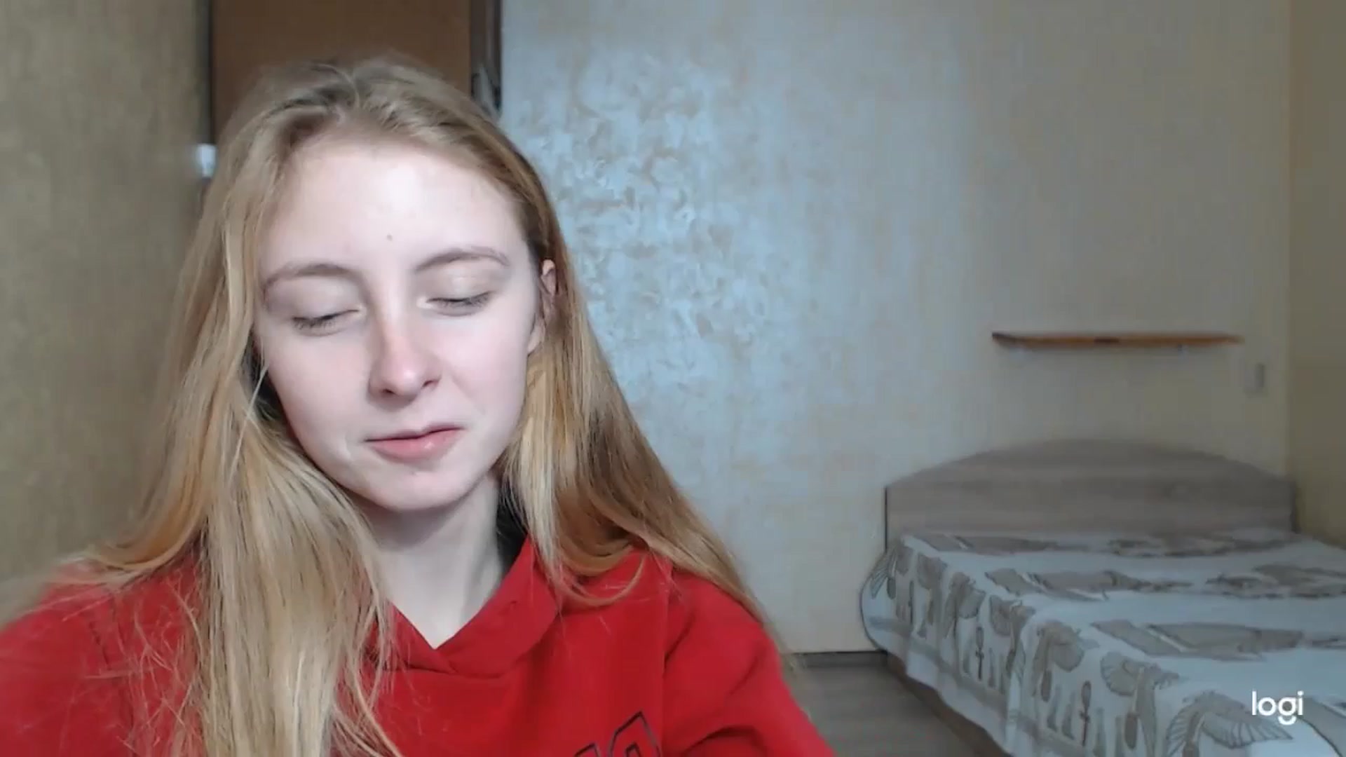 Gallery image thumbnail from LilCutie's myfreecams stream on, 12/11/2023, 11:35 image 12 of 20