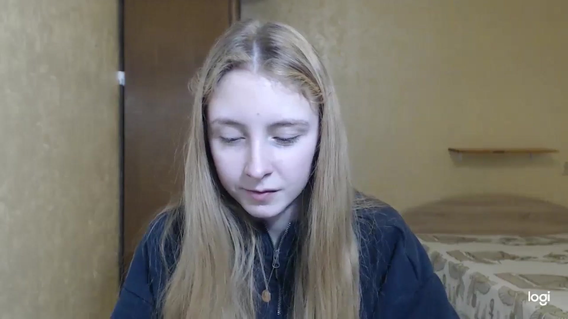Gallery image thumbnail from LilCutie's myfreecams stream on, 12/12/2023, 15:33 image 16 of 20