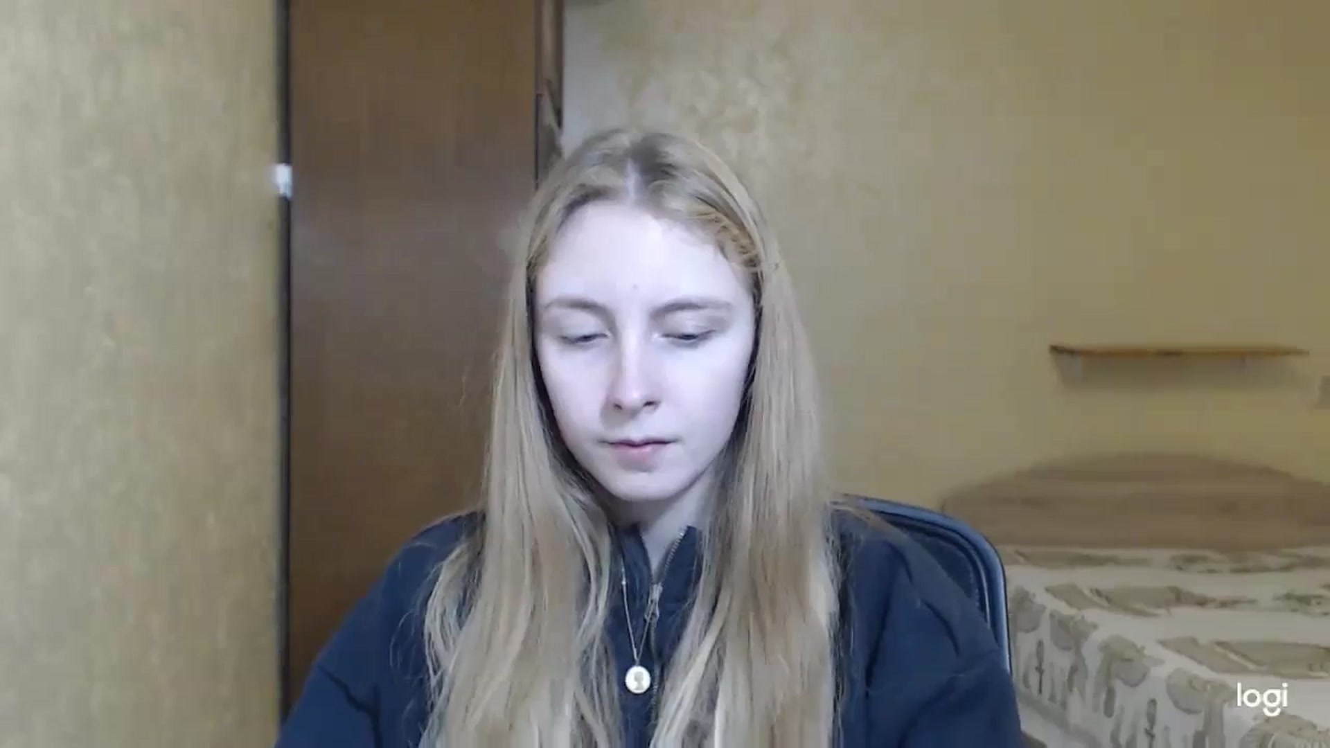 Gallery image thumbnail from LilCutie's myfreecams stream on, 12/12/2023, 15:33 image 3 of 20