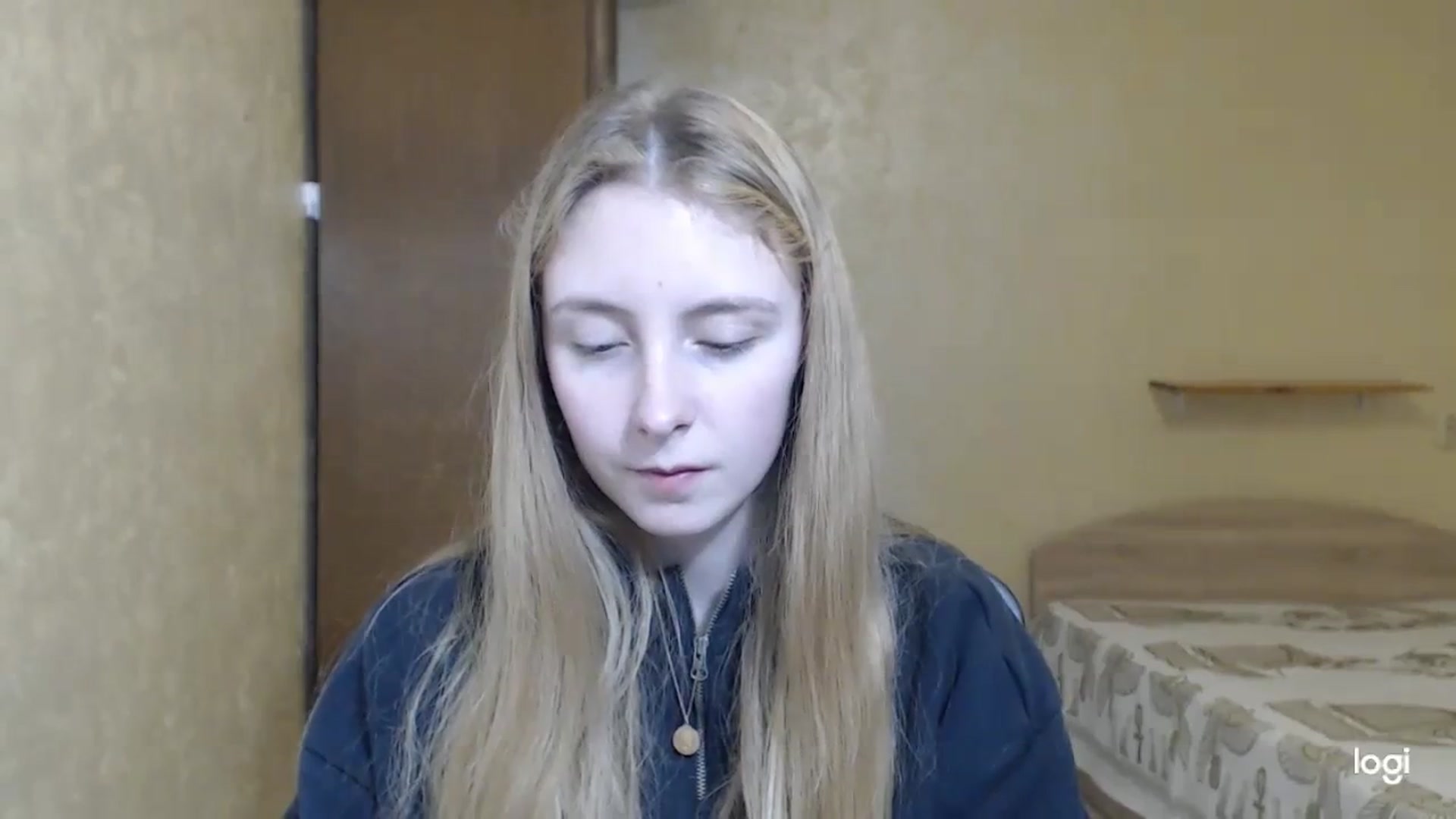 Gallery image thumbnail from LilCutie's myfreecams stream on, 12/12/2023, 15:33 image 12 of 20