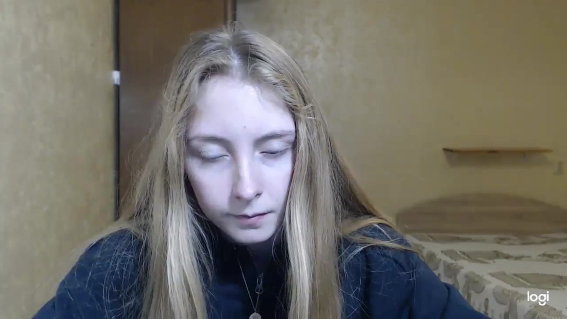 Gallery image thumbnail from LilCutie's myfreecams stream on, 12/12/2023, 15:57 image 6 of 20