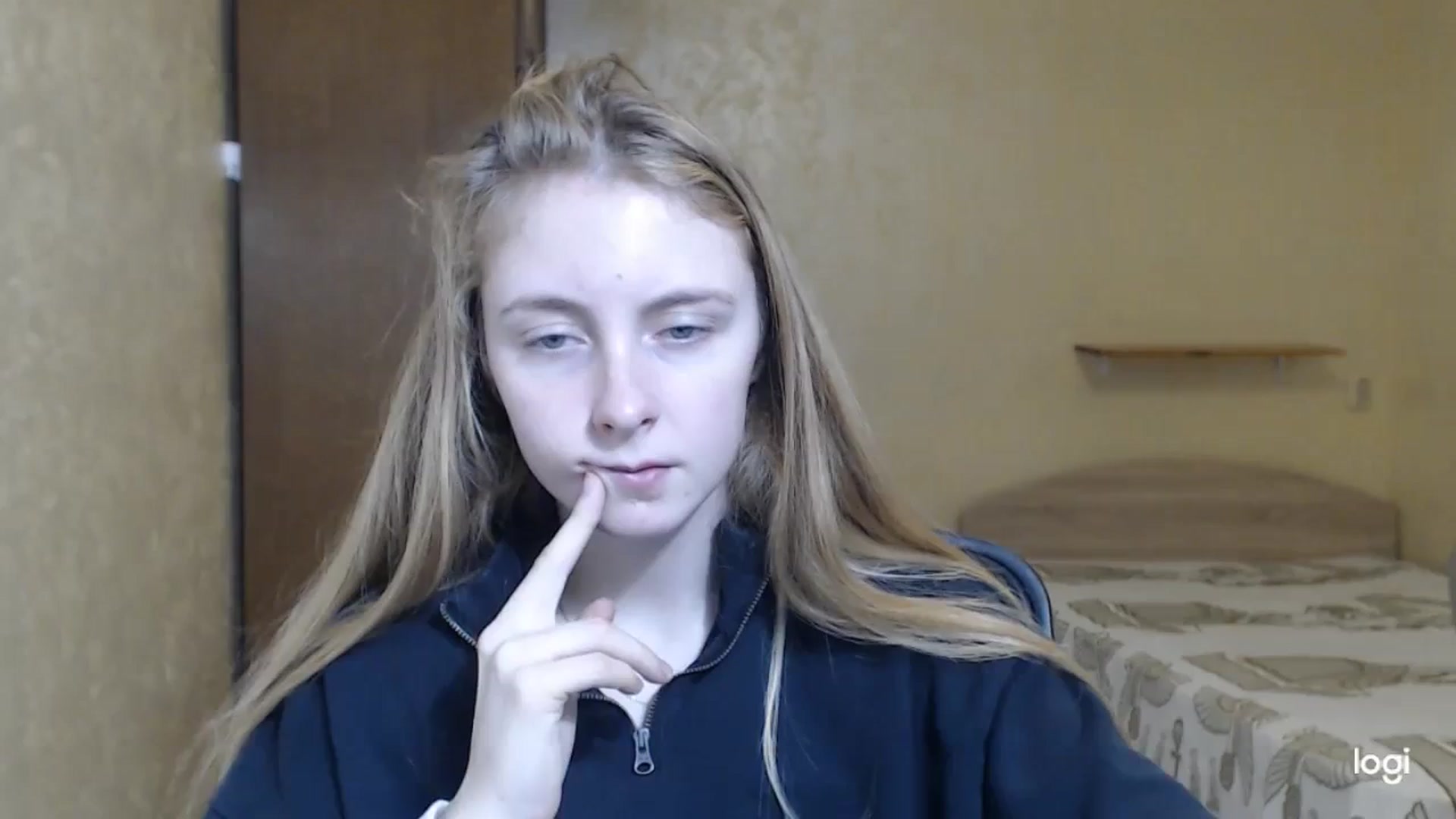 Gallery image thumbnail from LilCutie's myfreecams stream on, 12/14/2023, 15:32 image 15 of 20
