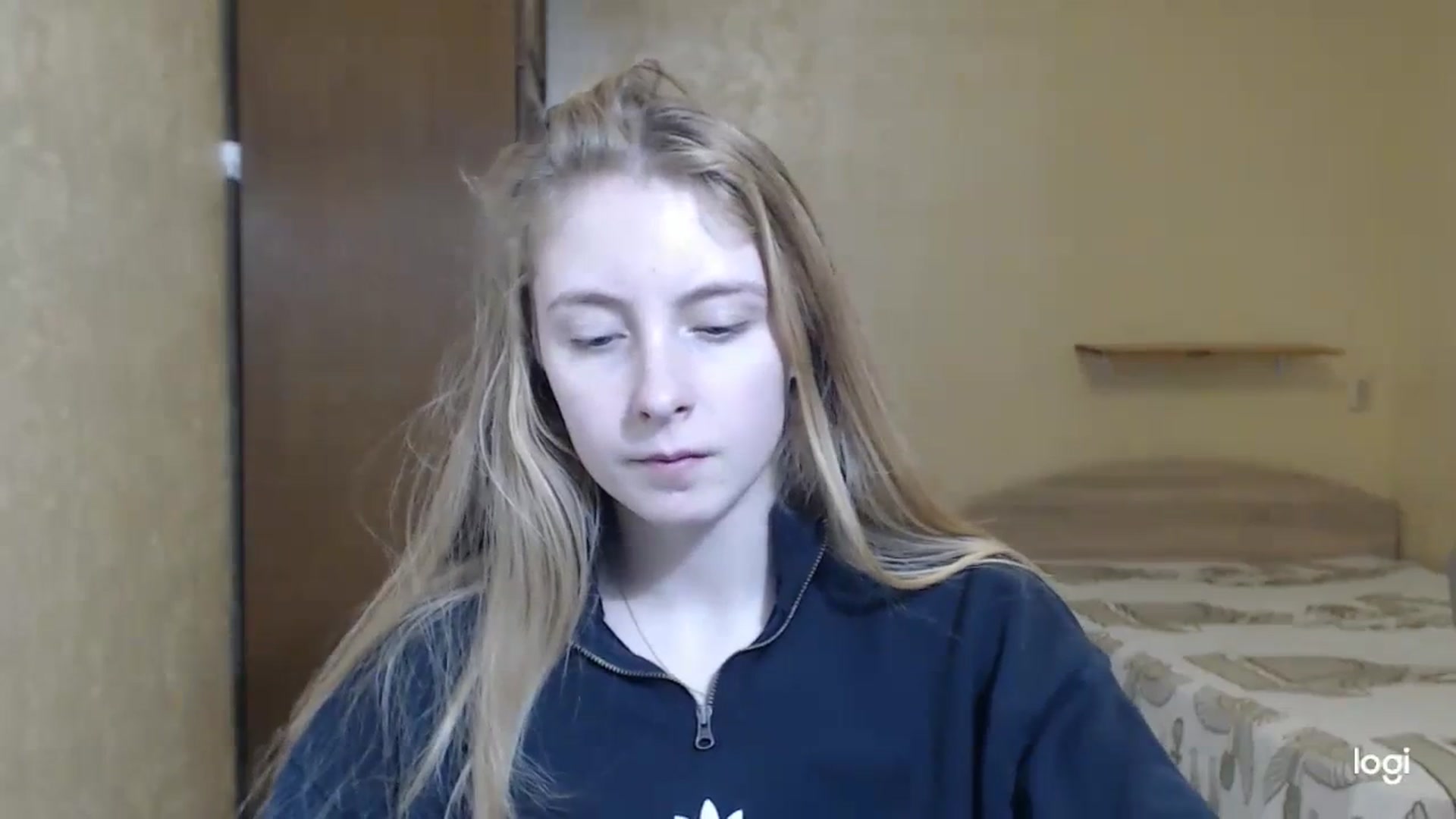 Gallery image thumbnail from LilCutie's myfreecams stream on, 12/14/2023, 15:32 image 6 of 20