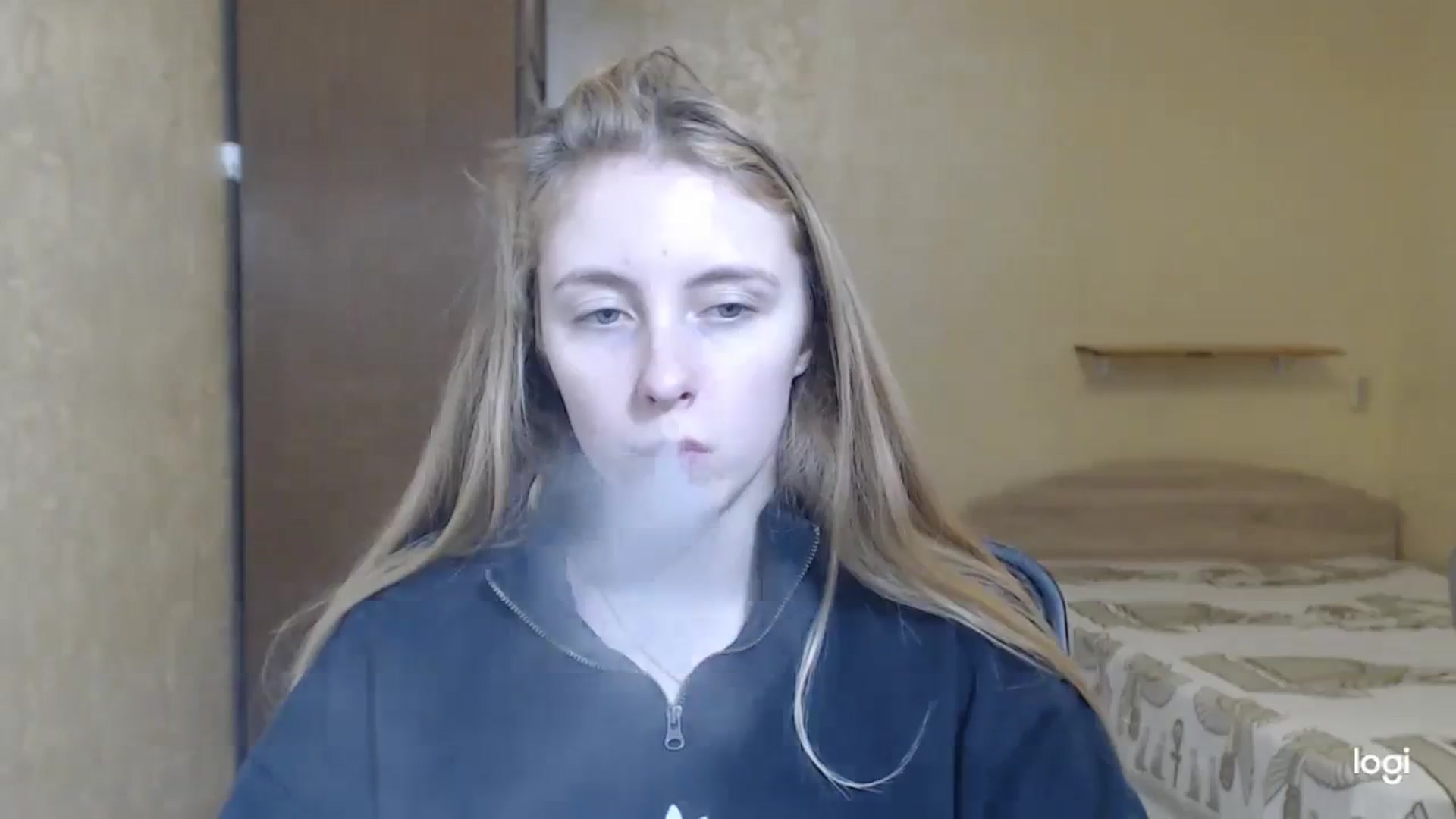 Gallery image thumbnail from LilCutie's myfreecams stream on, 12/14/2023, 15:32 image 12 of 20