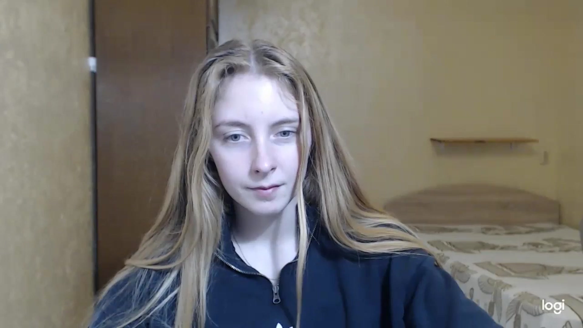 Gallery image thumbnail from LilCutie's myfreecams stream on, 12/14/2023, 15:32 image 5 of 20