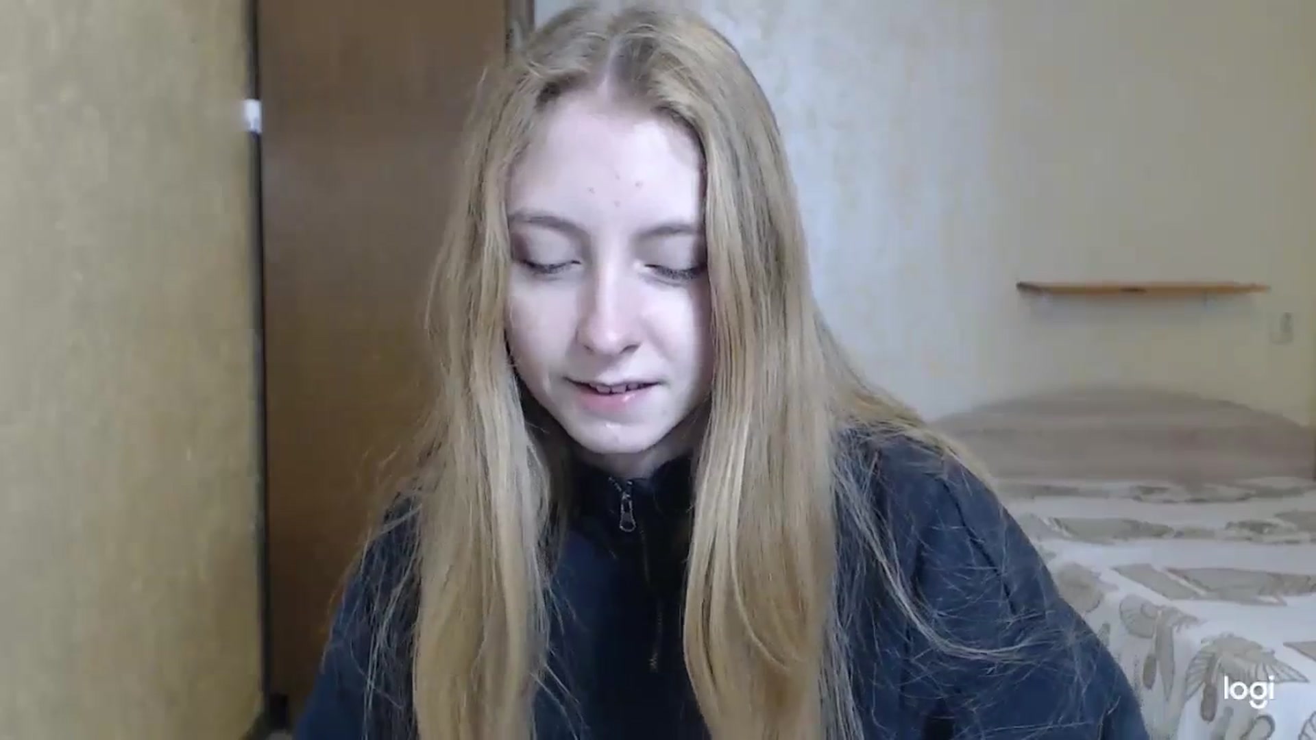 Gallery image thumbnail from LilCutie's myfreecams stream on, 12/18/2023, 09:22 image 2 of 20