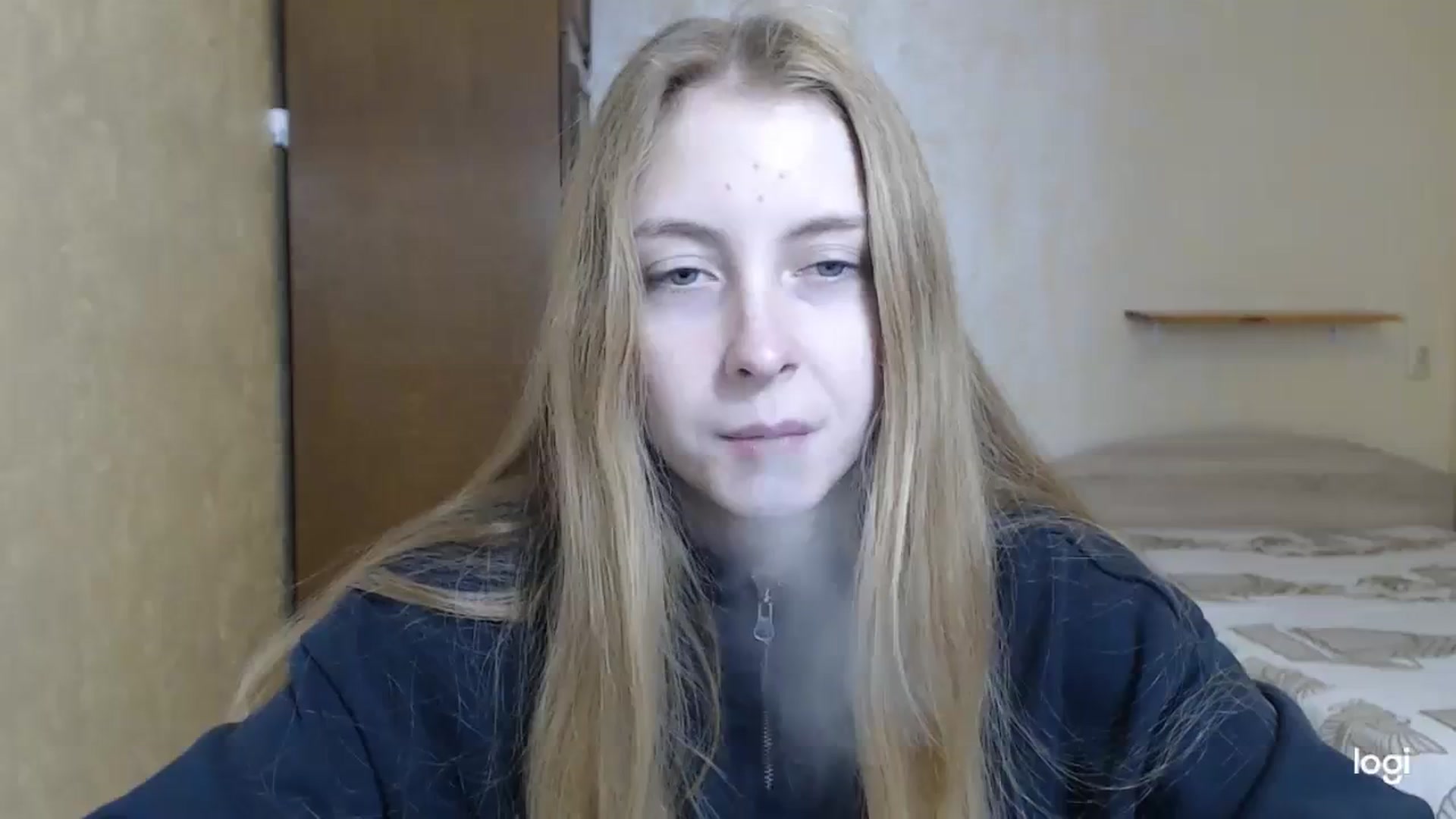 Gallery image thumbnail from LilCutie's myfreecams stream on, 12/18/2023, 09:22 image 16 of 20