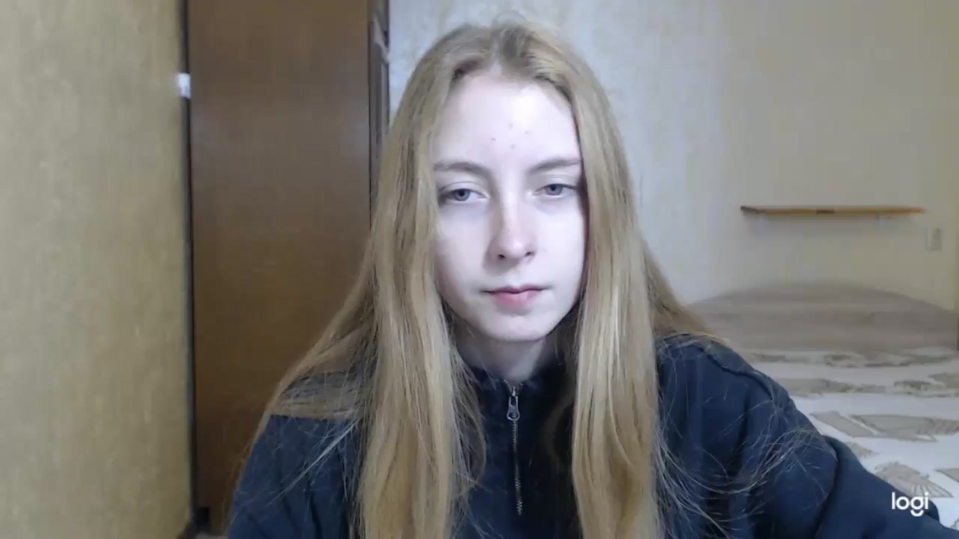 Gallery image thumbnail from LilCutie's myfreecams stream on, 12/18/2023, 09:22 image 11 of 20