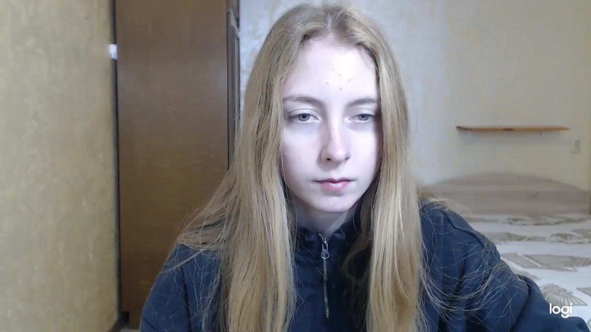 Gallery image thumbnail from LilCutie's myfreecams stream on, 12/18/2023, 09:22 image 5 of 20