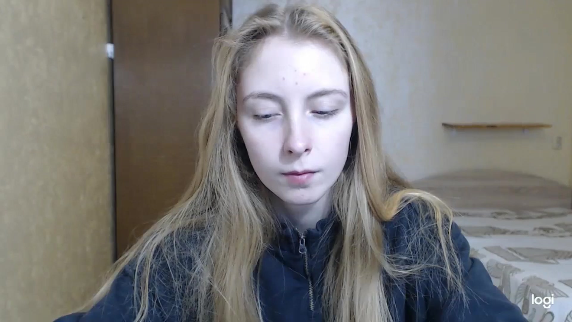 Gallery image thumbnail from LilCutie's myfreecams stream on, 12/18/2023, 10:05 image 8 of 20