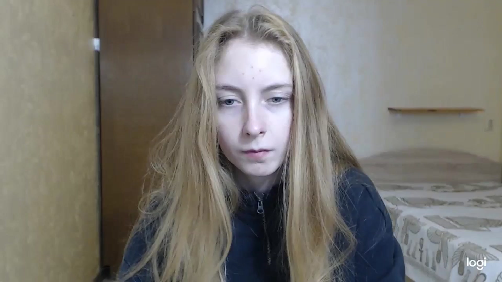 Gallery image thumbnail from LilCutie's myfreecams stream on, 12/18/2023, 10:05 image 18 of 20