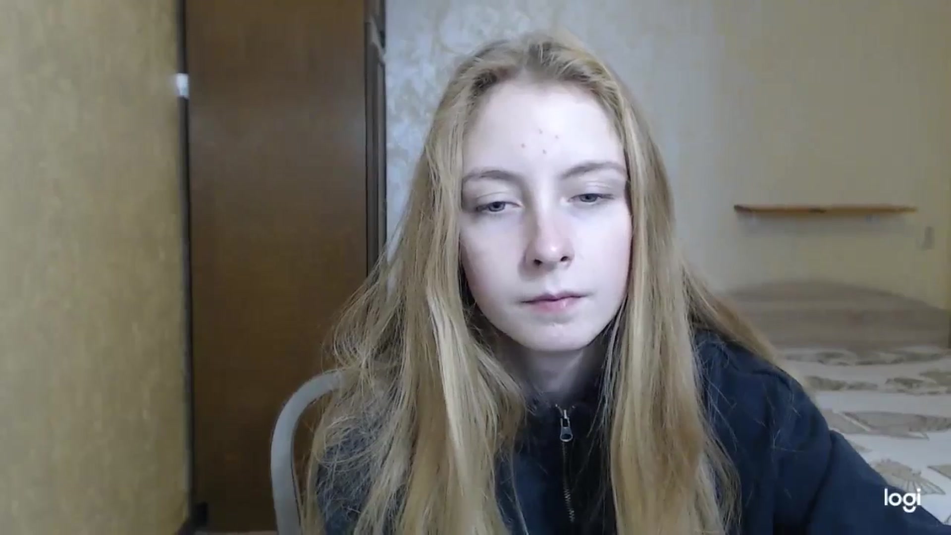 Gallery image thumbnail from LilCutie's myfreecams stream on, 12/18/2023, 10:05 image 19 of 20