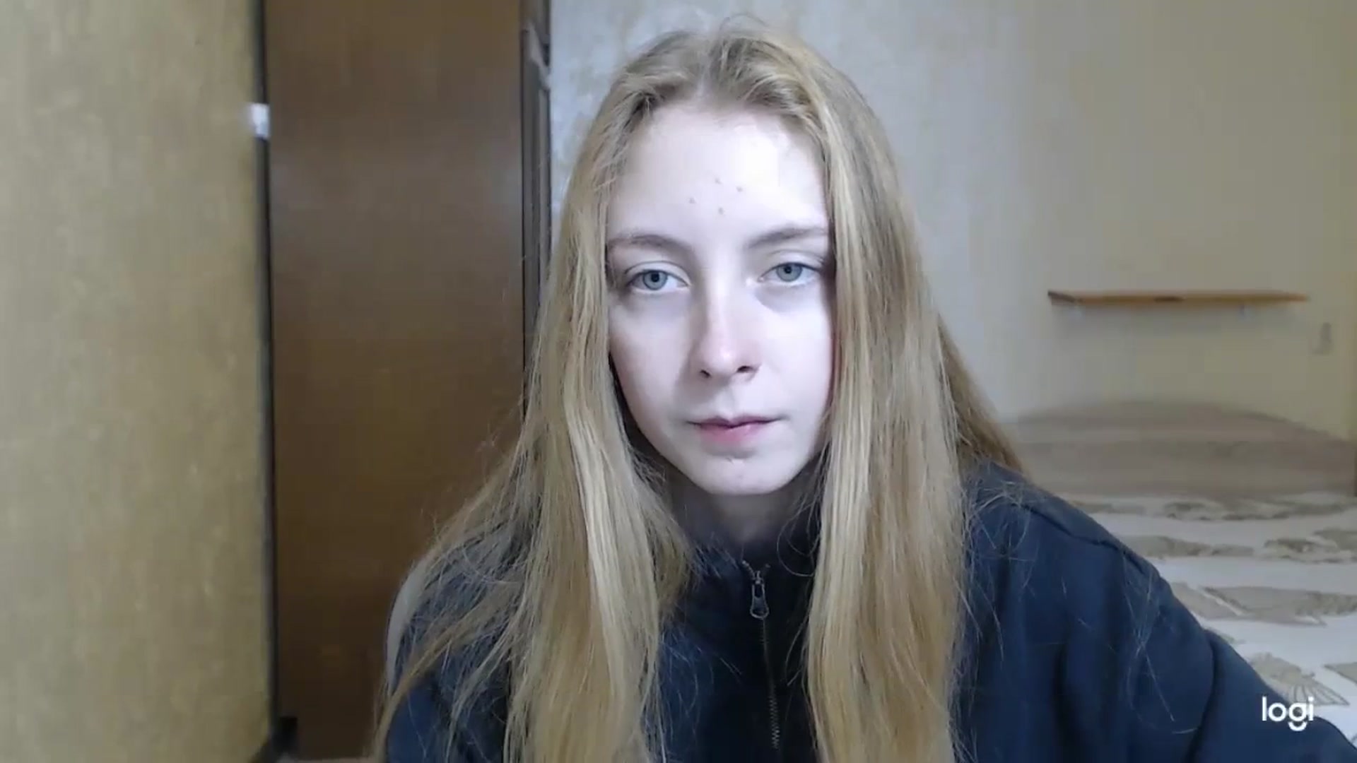 Gallery image thumbnail from LilCutie's myfreecams stream on, 12/18/2023, 10:05 image 14 of 20