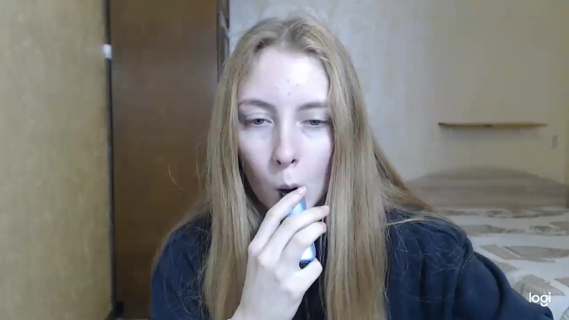 Gallery image thumbnail from LilCutie's myfreecams stream on, 12/18/2023, 11:28 image 19 of 20