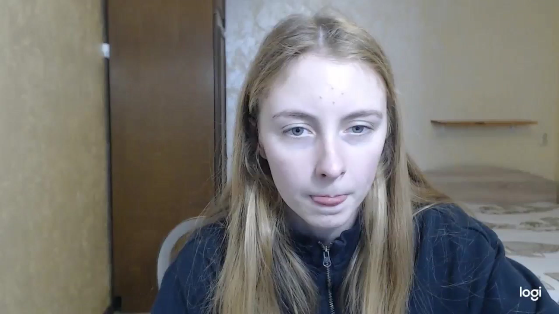 Gallery image thumbnail from LilCutie's myfreecams stream on, 12/18/2023, 11:28 image 6 of 20