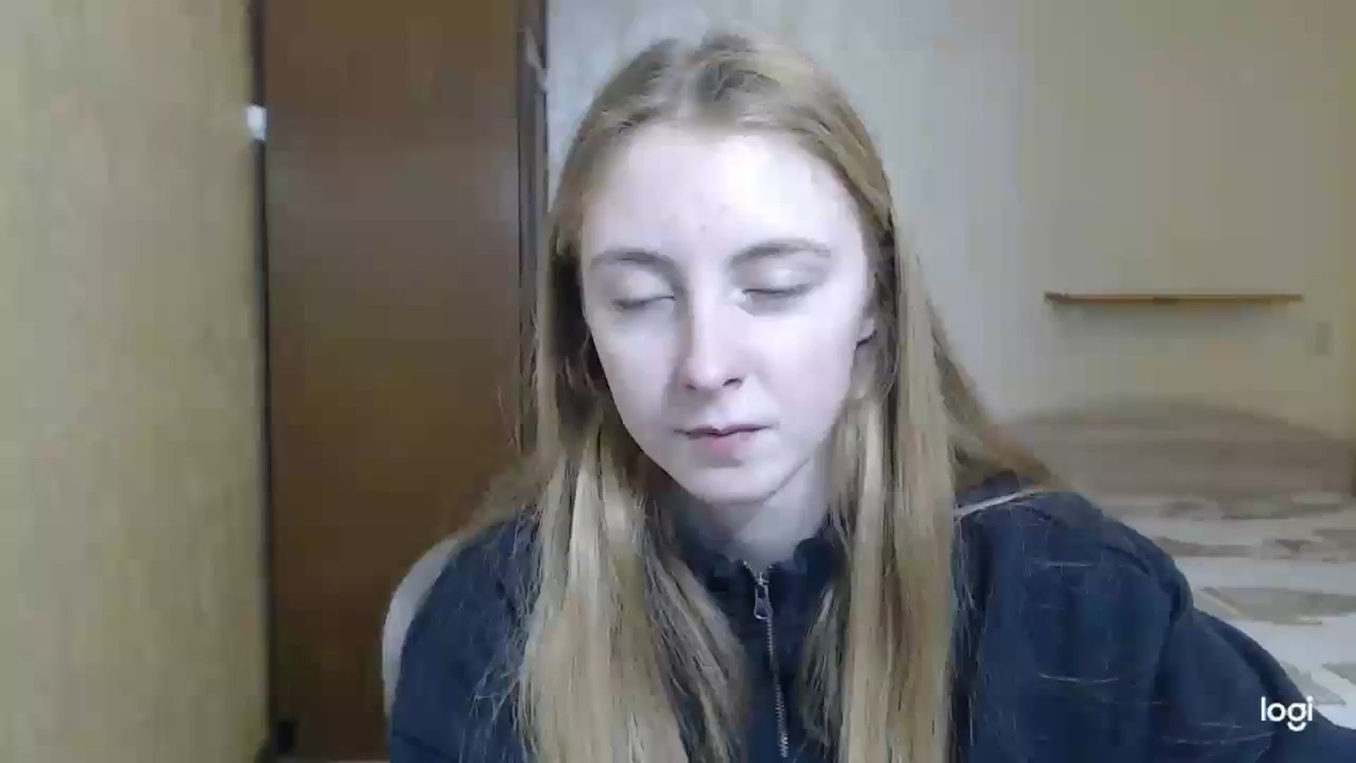 Gallery image thumbnail from LilCutie's myfreecams stream on, 12/18/2023, 11:28 image 7 of 20