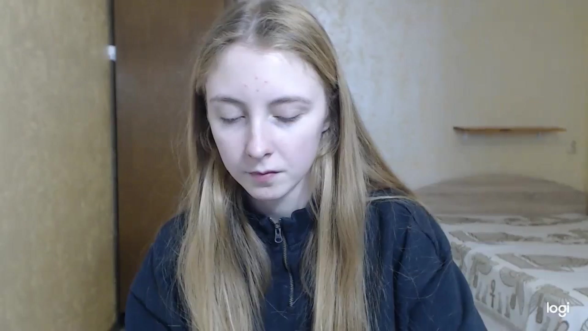 Gallery image thumbnail from LilCutie's myfreecams stream on, 12/18/2023, 11:28 image 3 of 20