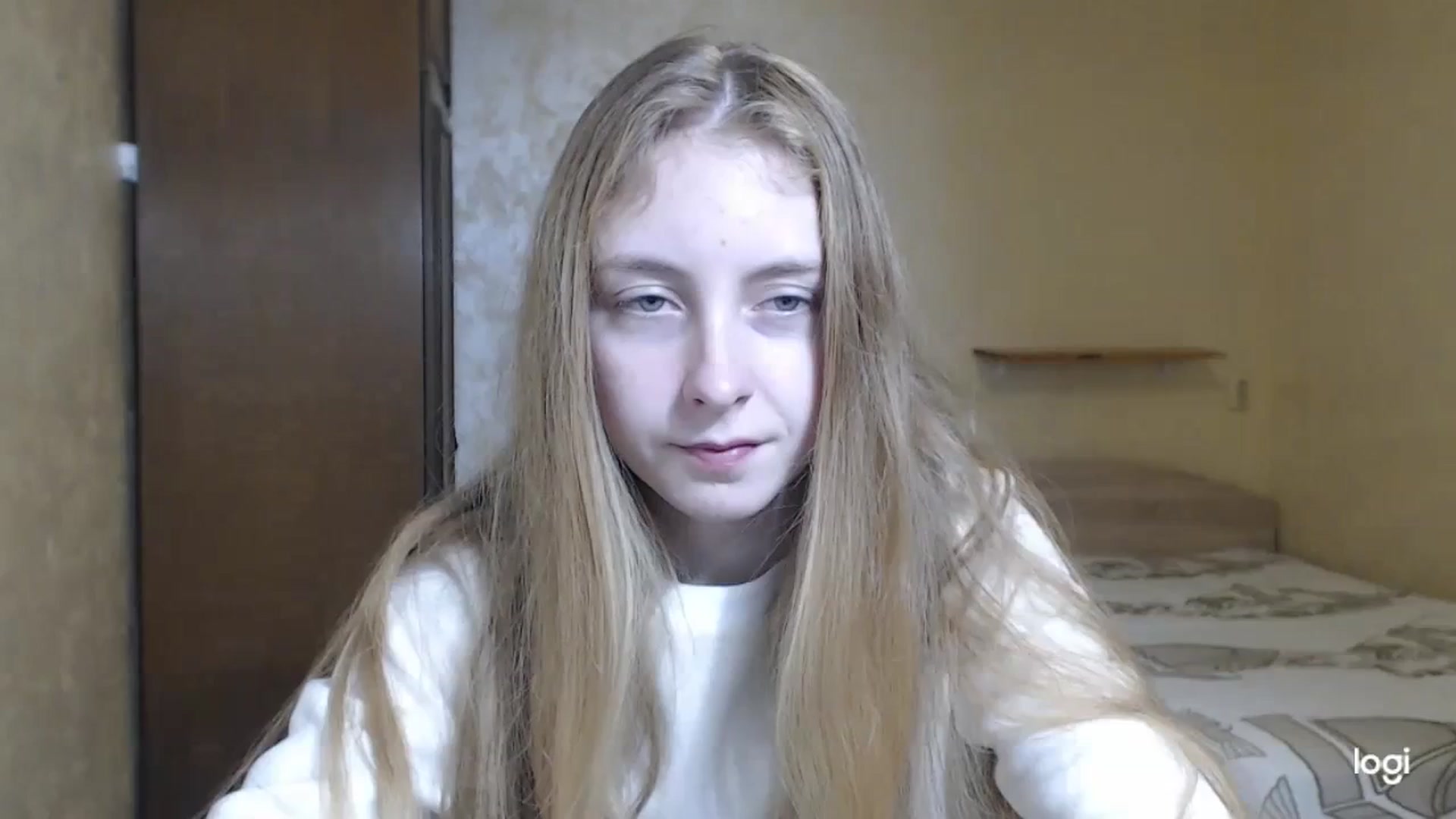 Gallery image thumbnail from LilCutie's myfreecams stream on, 12/20/2023, 15:20 image 1 of 20