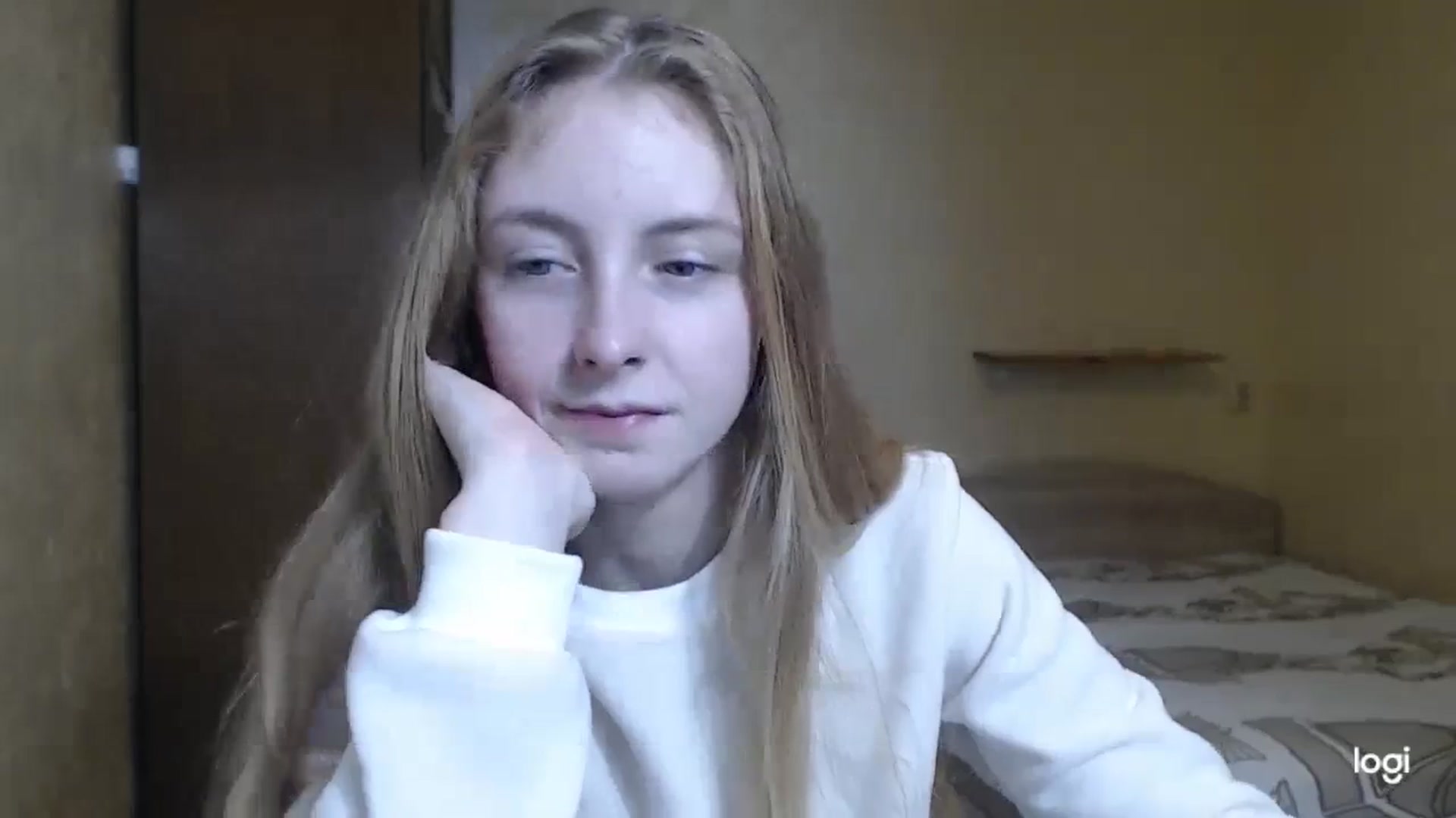 Gallery image thumbnail from LilCutie's myfreecams stream on, 12/20/2023, 15:20 image 16 of 20