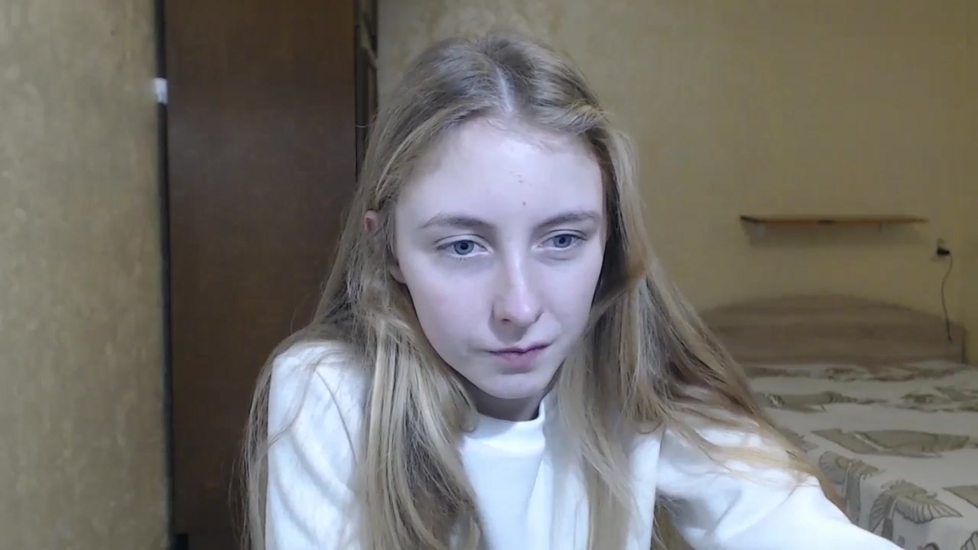 Gallery image thumbnail from LilCutie's myfreecams stream on, 12/22/2023, 15:38 image 18 of 20